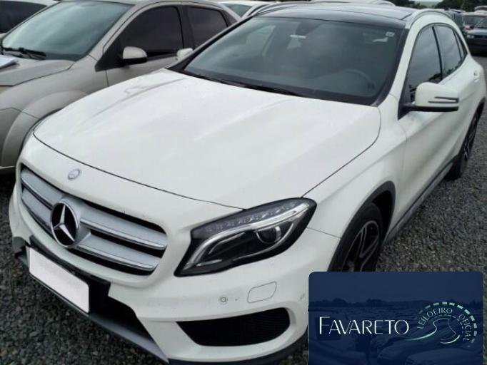 MERCEDES BENZ GLA 250 17/17