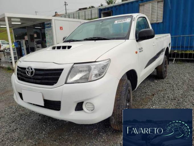 TOYOTA HILUX CS 14/15