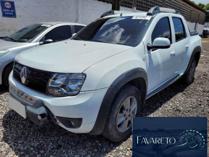 RENAULT DUSTER 20/20