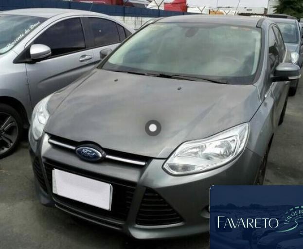 FORD FOCUS SEDAN 13/14